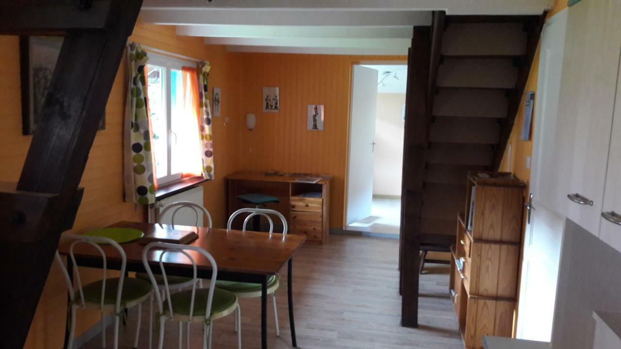 Meuble De Tourisme Apartment Oderen Luaran gambar